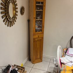 Shelf/cabinet 