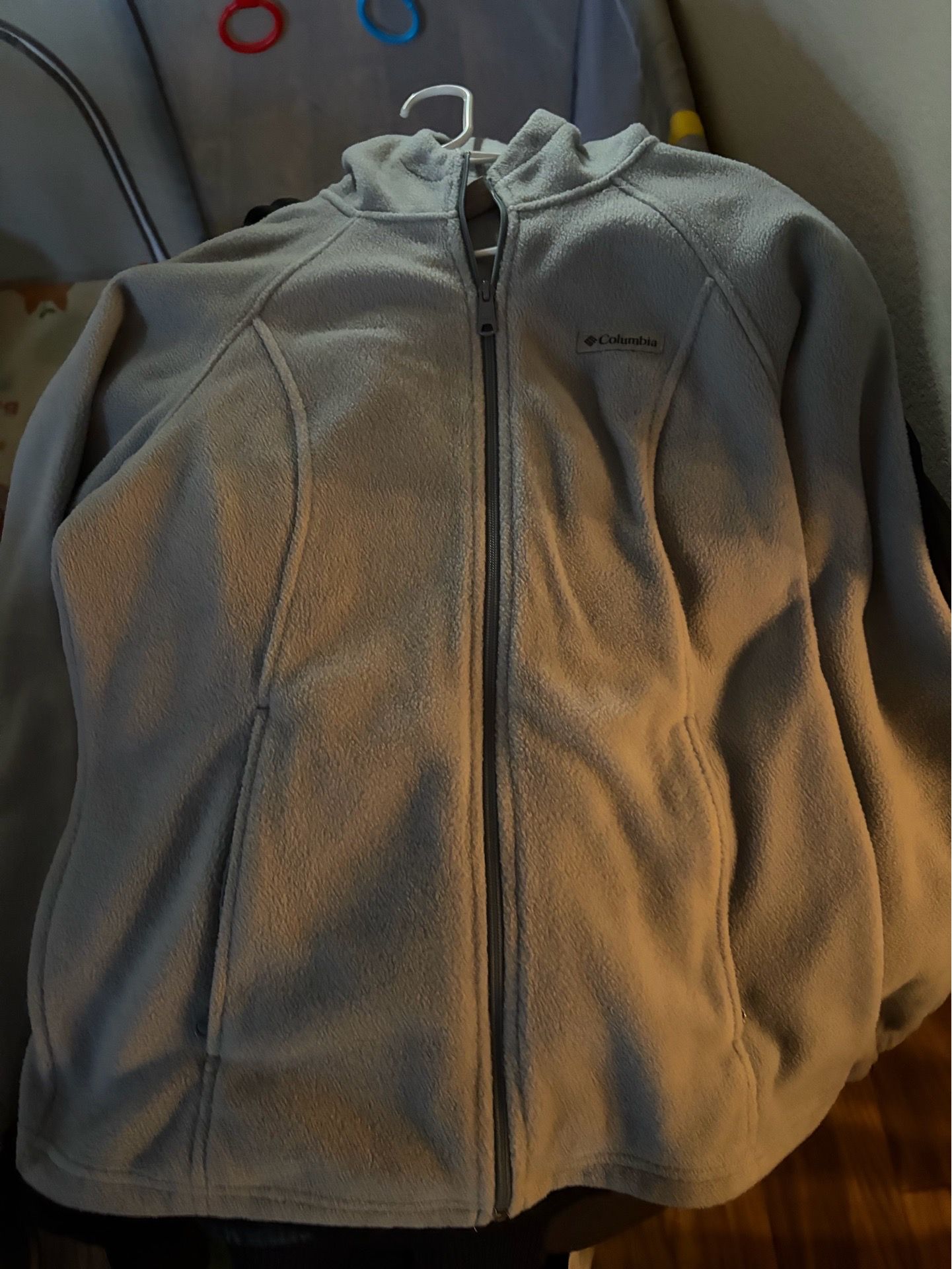 Columbia zip up