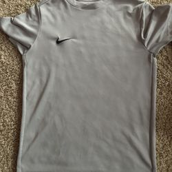Grey Nike Shirt (Youth)
