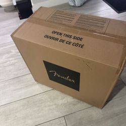 Fender Mustang GTX 100 with Footswitch