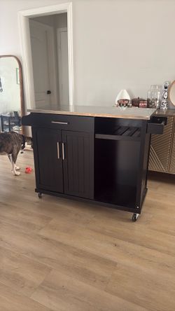 Kitchen island