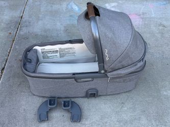 Nuna Bassinet for Stroller