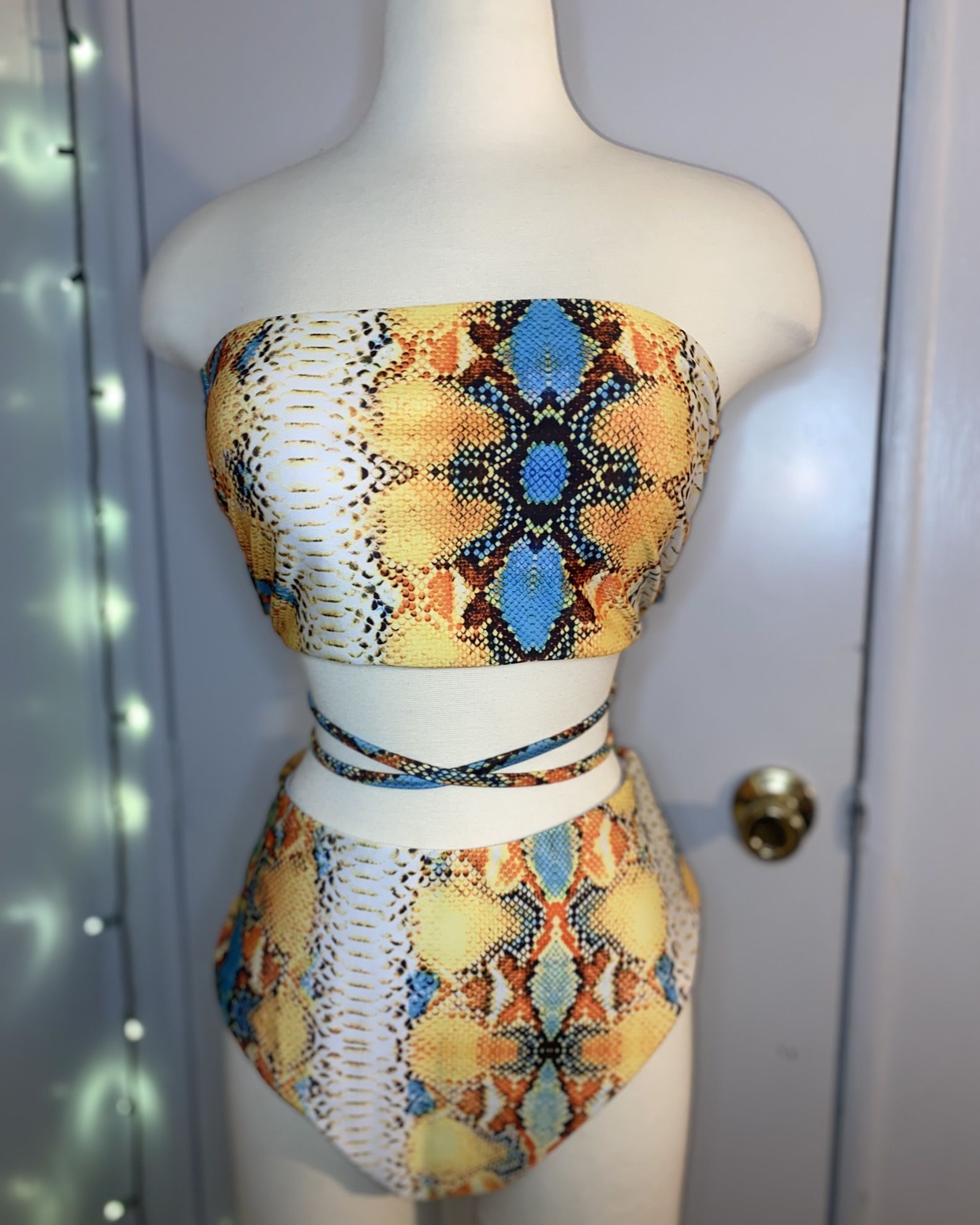 Snakeskin Print Criss Cross Bandeau Bikini Swimsuit