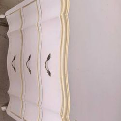 Antique Furniture 