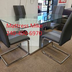 Brand New Stock Glass 5pc Modern Dining Table Set