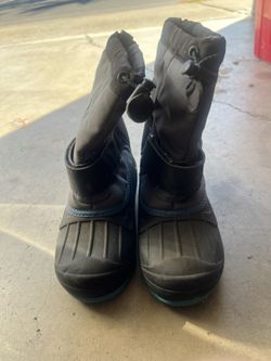 Snow Boots