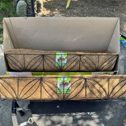 Mainstays 30"x 8.5" Rectangle Leaf Window Box, Liner Made from All Natural Coconut Fiber Material (Brand New)