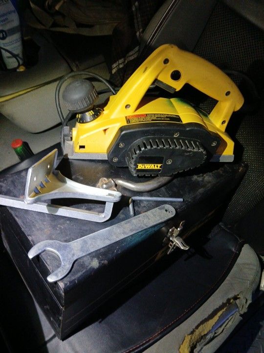Plainer Dewalt