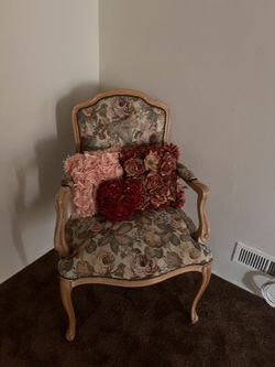 Sitting Chair