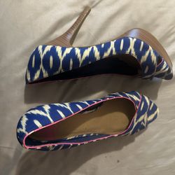 10 Fergalicious Blue/white/pink Heels Make offer