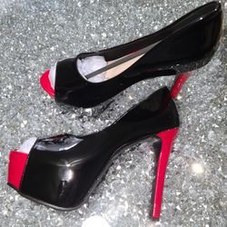 Women Point Toe Platform Stiletto Heeled Pumps
