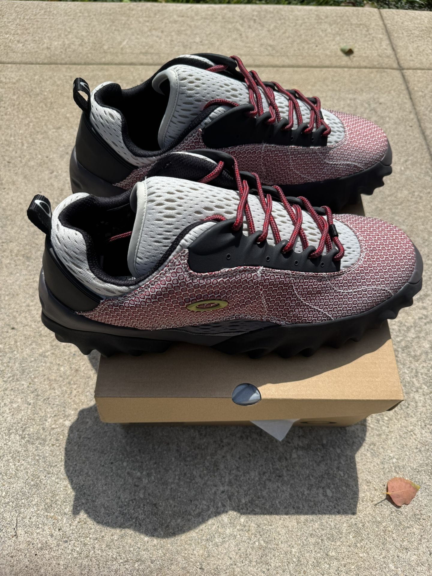 Size:12.5 BRAIN DEAD X OAKLEY FACTORY TEAM JACQUARD CHOP SAW - MAROON