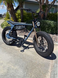 🔥🔥Super 73 Z-Miami Panthro Blue (1700 Miles)——NO TRADES—-