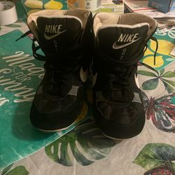 Nike Greco, Black And Red, Size 8.5
