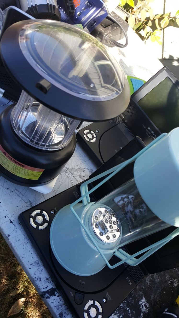 2 led lanterns