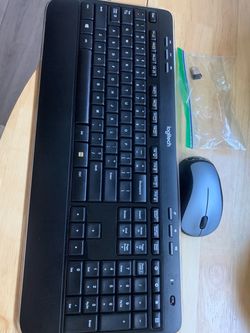KH20 Logitech Keyboard w/wireless mouse