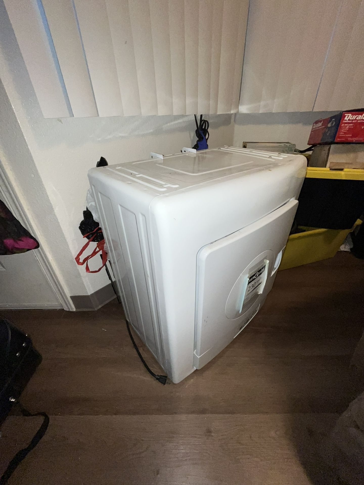 Haier Mountable 24 Inch Portable Dryer