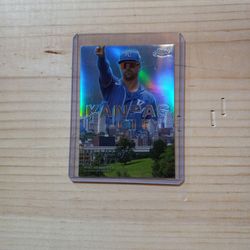 2022 Topps Chrome - *Heart Of The City* Insert (Silver Refractor) Whit Merrifield