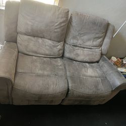 Reclining Sofas 