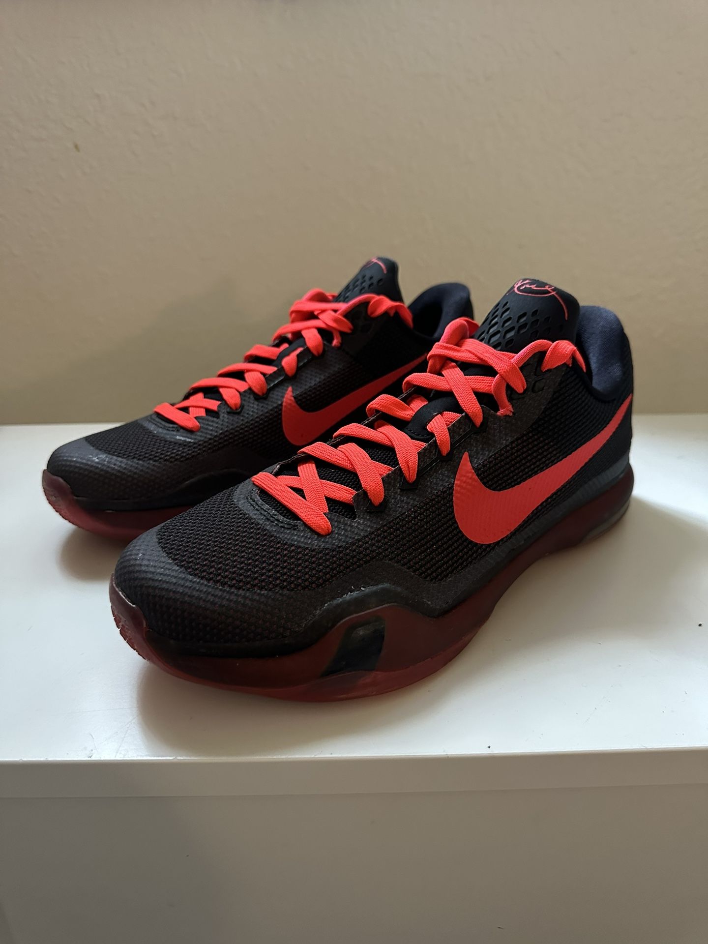 VNDS Nike Air Zoom Kobe X Bright Crimson Sz 10.5 I Iii Jordan