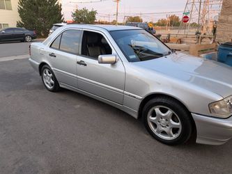 2000 Mercedes-Benz C-Class