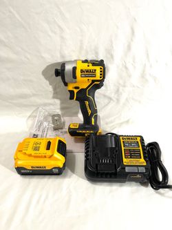 Brand new DeWalt atomic model 20 V brushless impact driver tool set. Comes with 5Ah battery and charger.