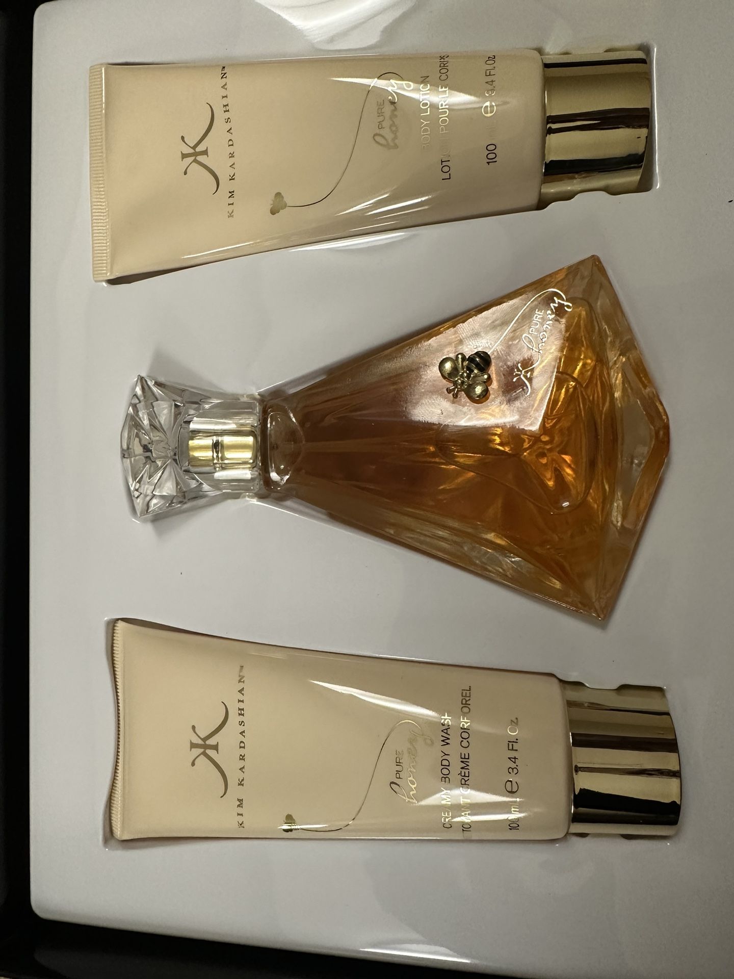 Kim Kardashian Perfume Body Wash Lotion Pure Honey 3 Piece Gift Set
