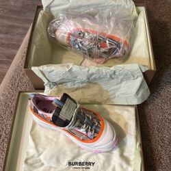 Burberry London England Sneakers