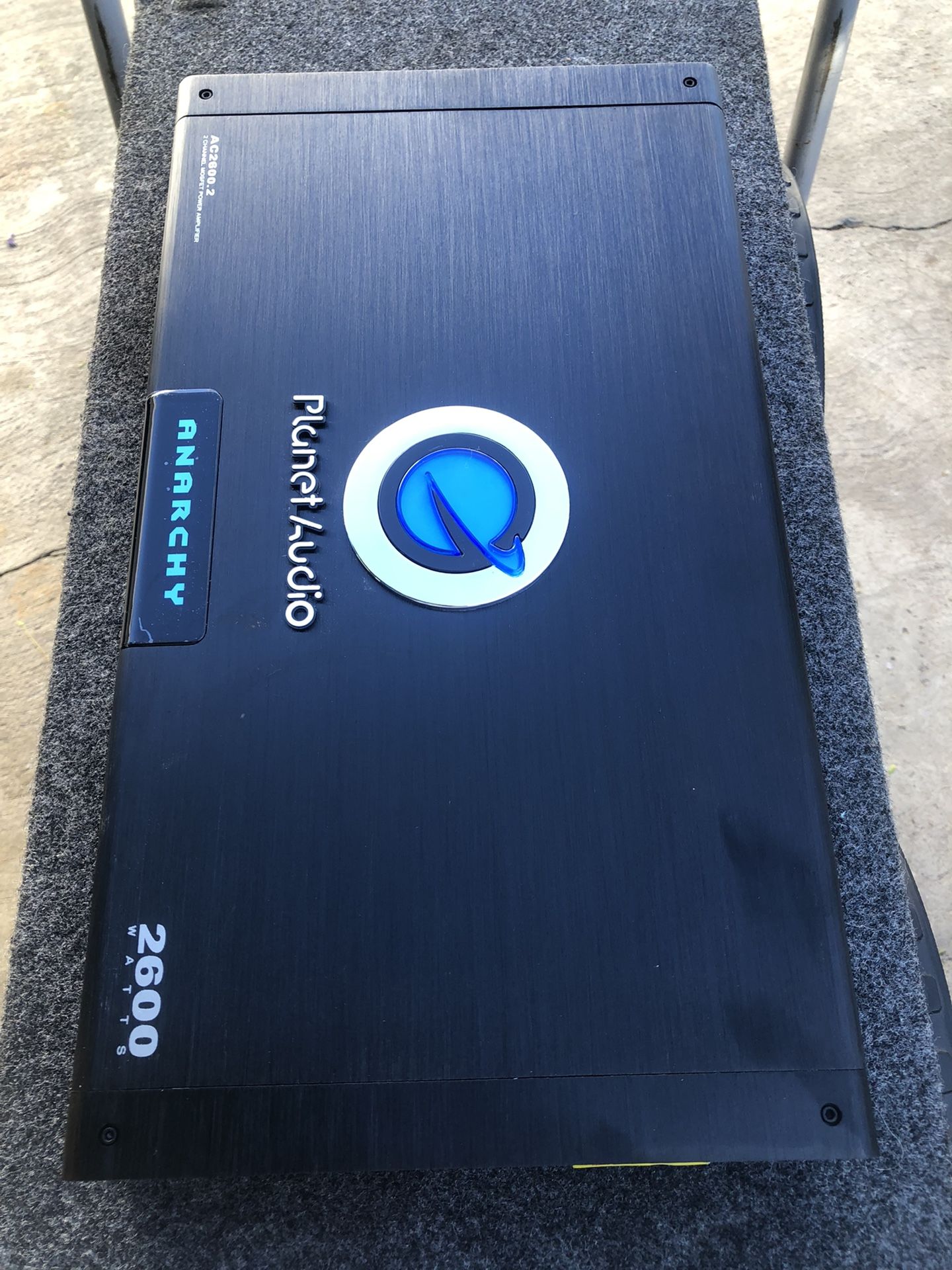 Planet Audio 2600 Watts 2 Channel Amplifier New 