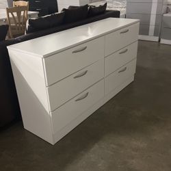 Dresser 399