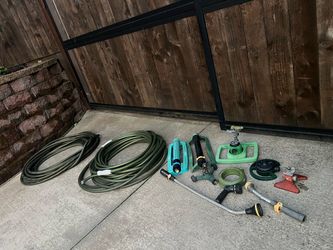 100 ftHeavy duty garden hose in excellent condition