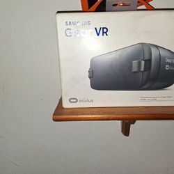 VR