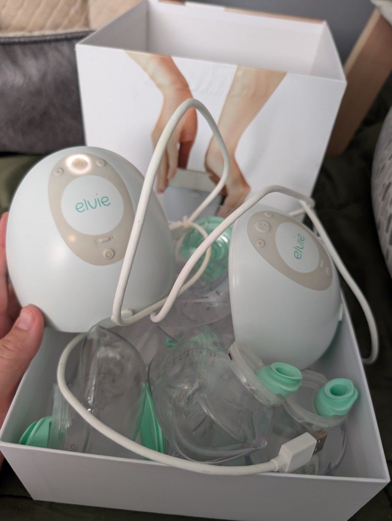 Elvie Double Wearable