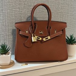 Cute beige vintage luxury bag (120)59