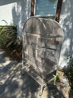 Iron cockatiel birdcage