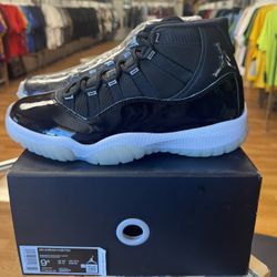 New Jordan 11 Jubilee Size 9.5 