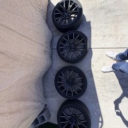 20” Rims And Tires