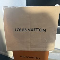Authentic Dust Bag 2 Available Louis Vuitton 