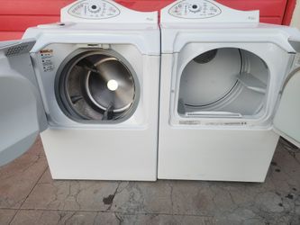 Front load Washer And gas dryer (Maytag)
