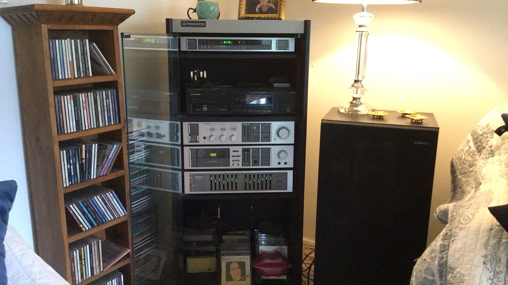 Pioneer Full And Complete Stereo System.