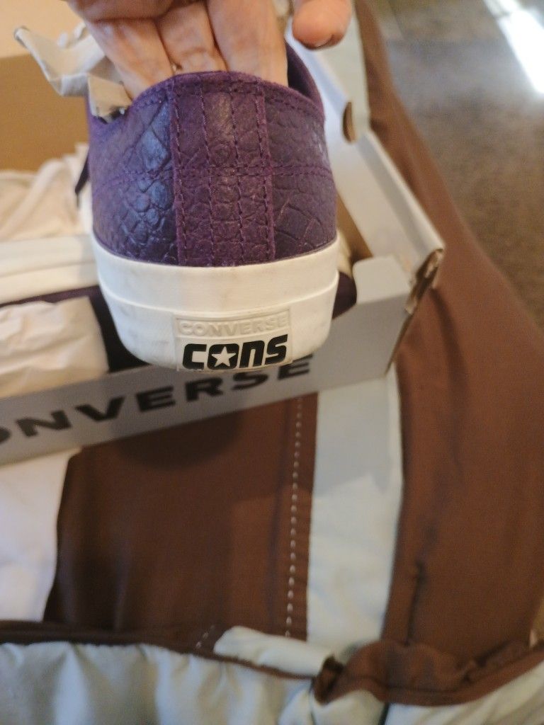 Men's Converse Low Tops 