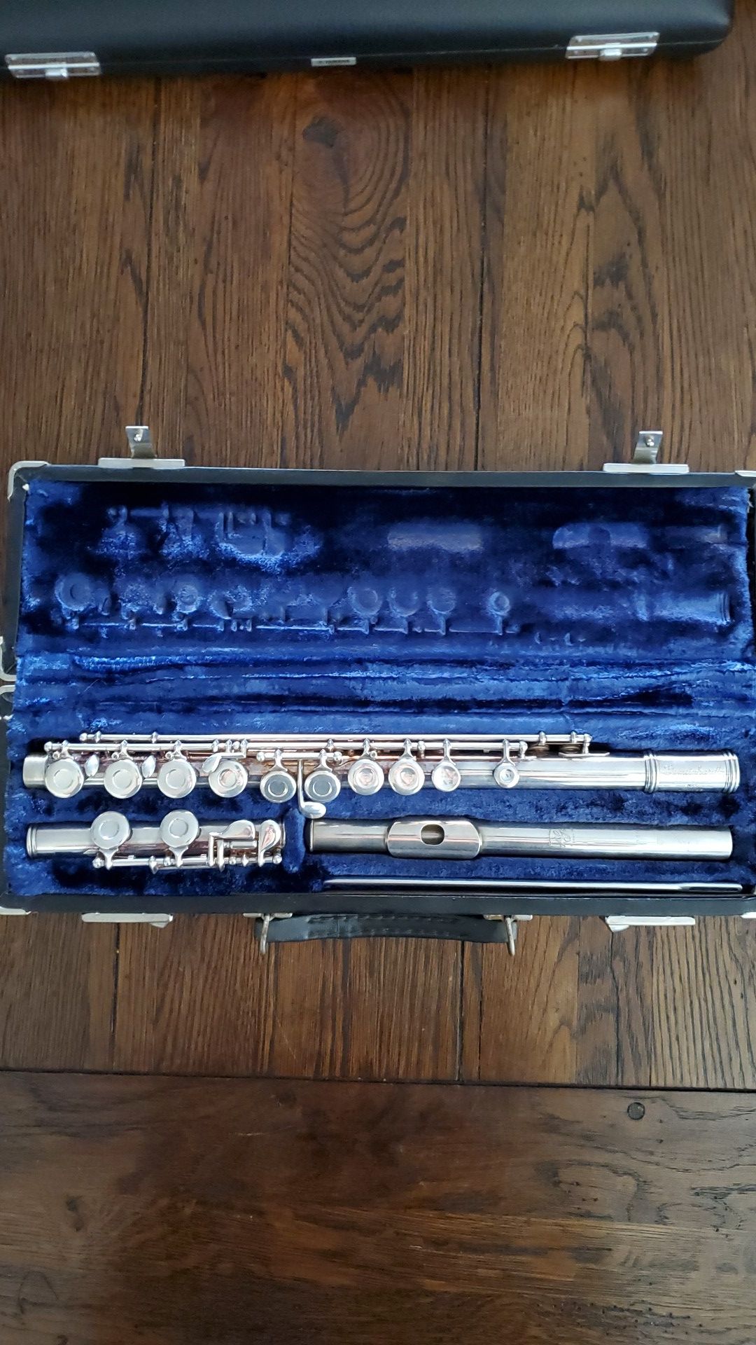 Gemeinhardt M2S solid silver flute