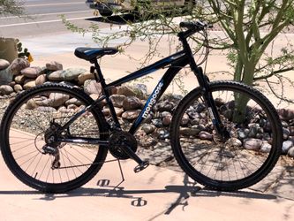 Bike Mongoose Impasse w/ Disc Brakes 29”. Large frame. Like New.