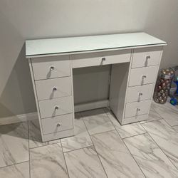 White Vanity Desk With Glass Top And Crystal Knobs 