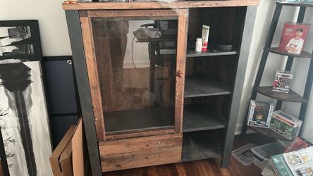 Display case