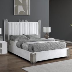 White And Silver Bedroom Set 