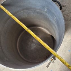 Large Dura Ware (Italy NSF) 72 quart heavy aluminum stock pot with spigot spout, lid, and stainless steel steamer basket