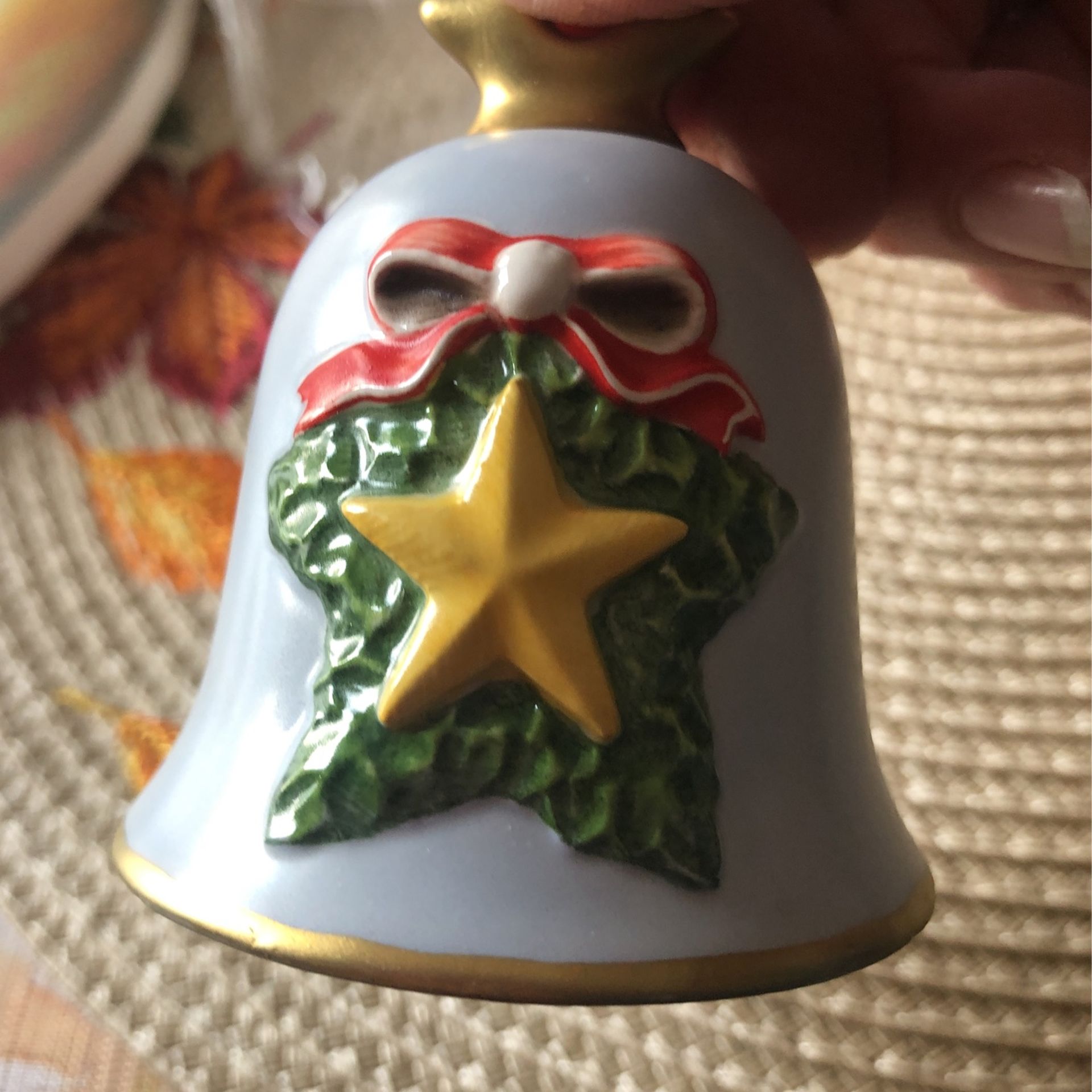 Goebel 2008 25th Edition annual Christmas bell ornament