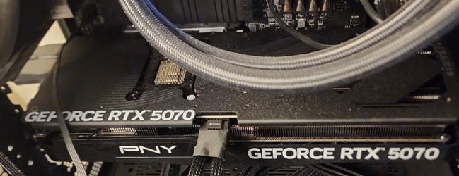 PNY 5070 BLK DUEL FAN