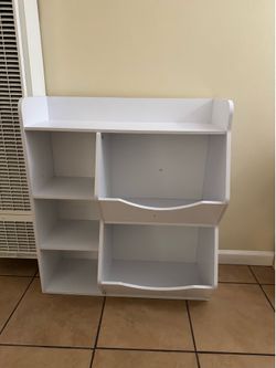 Baby toy organizer, semi-used white color